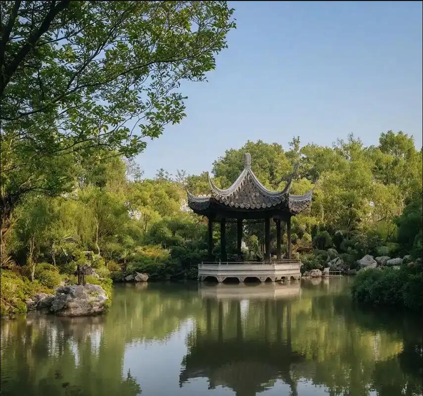 阆中宿命餐饮有限公司